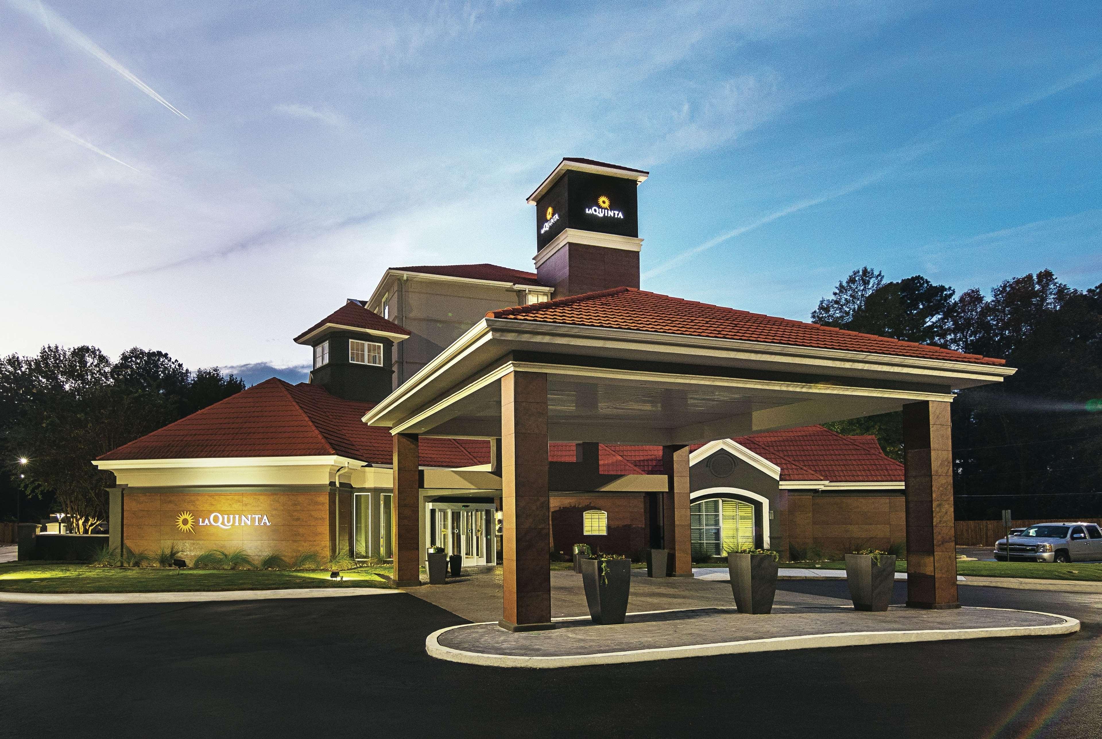 Hotel La Quinta By Wyndham Atlanta Conyers Exterior foto