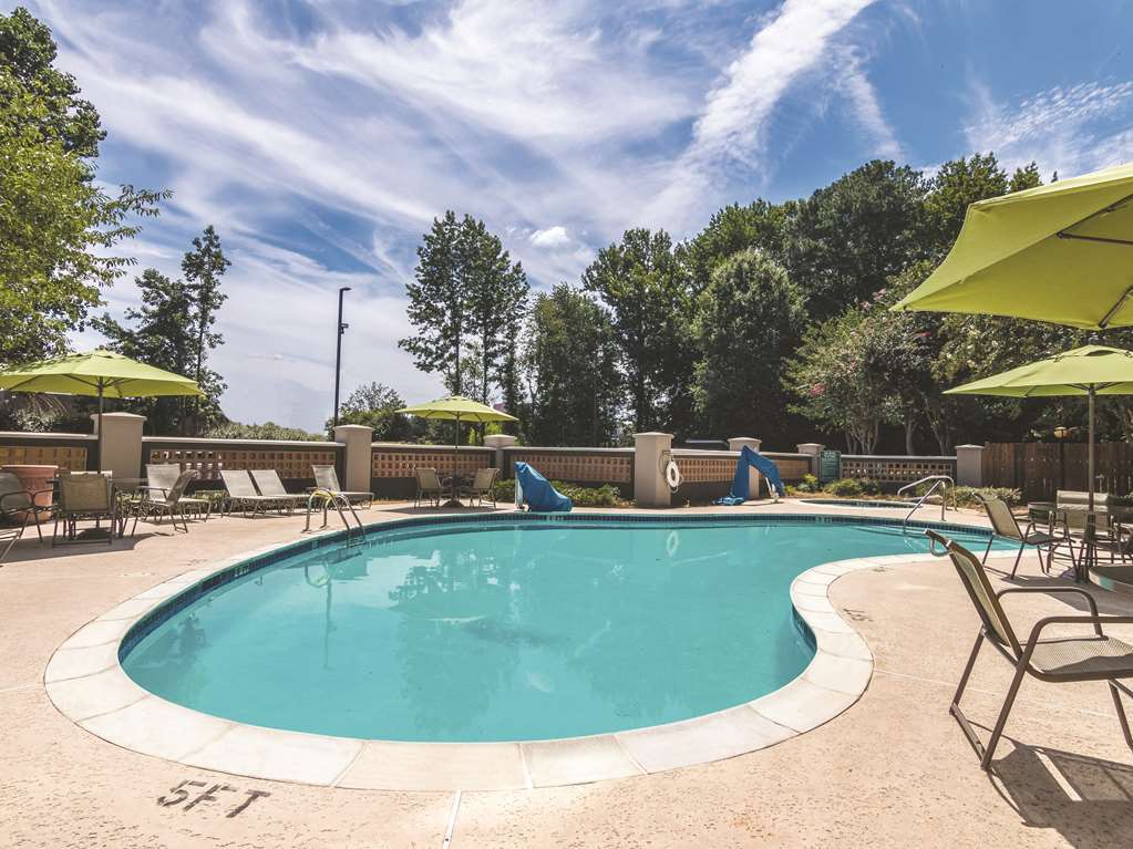 Hotel La Quinta By Wyndham Atlanta Conyers Facilidades foto